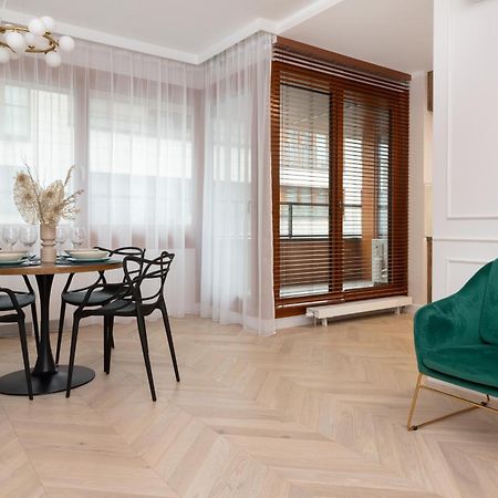 Lux Apartment Niemcewicza With Ac & Balcony Warsaw Ochota By Noclegi Renters Zewnętrze zdjęcie