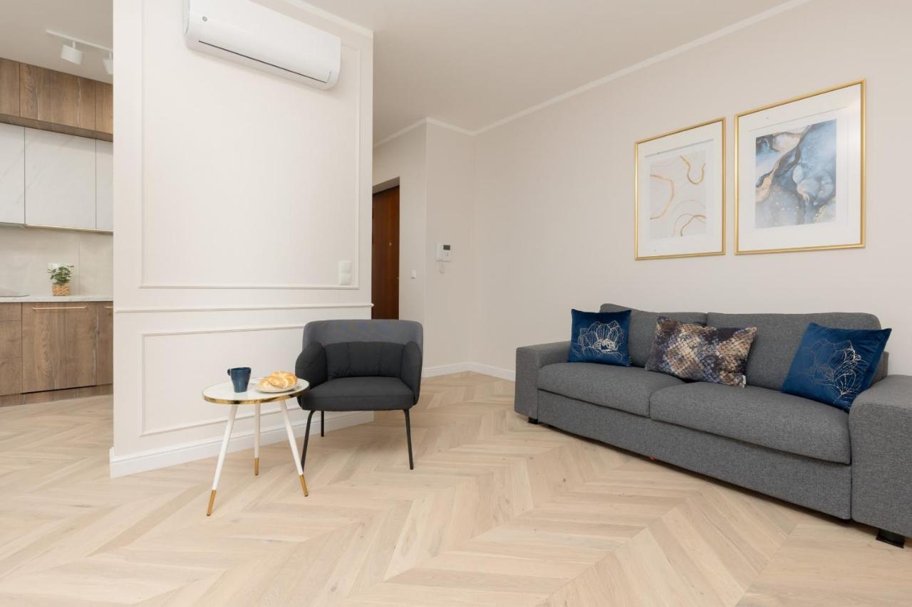Lux Apartment Niemcewicza With Ac & Balcony Warsaw Ochota By Noclegi Renters Zewnętrze zdjęcie