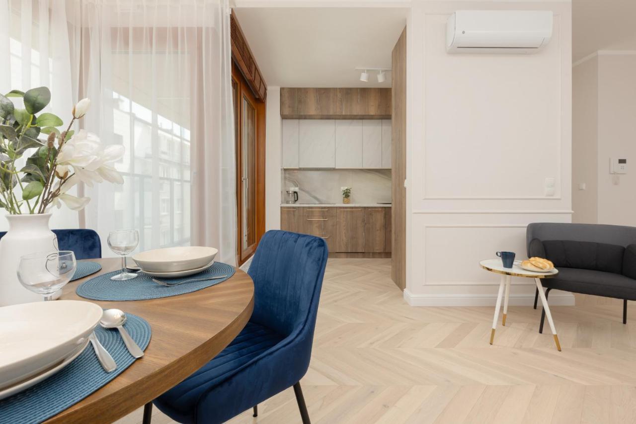 Lux Apartment Niemcewicza With Ac & Balcony Warsaw Ochota By Noclegi Renters Zewnętrze zdjęcie